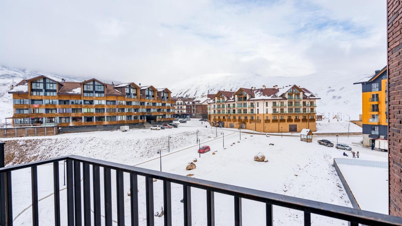 New Gudauri Km Apartments Buitenkant foto